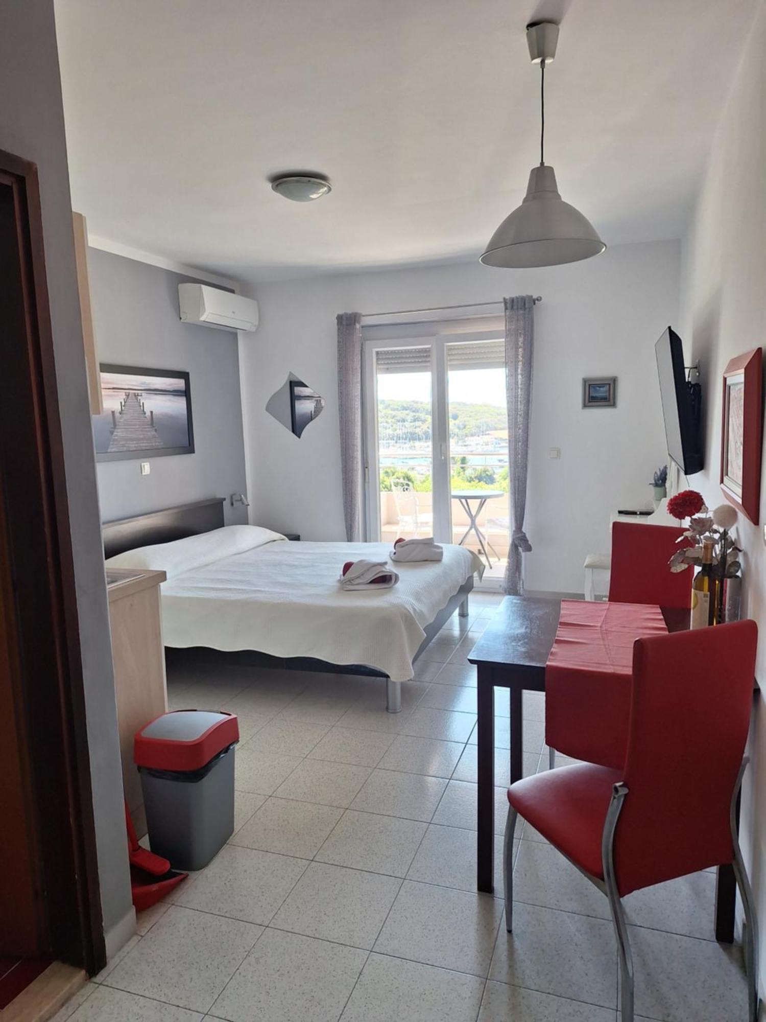 Borghese Apartma